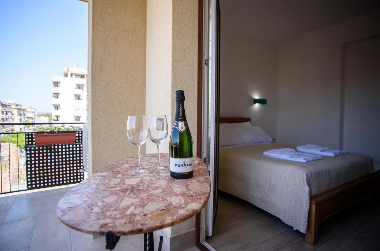 Central Station Apartments - Fanale Rentals Palermo Dış mekan fotoğraf