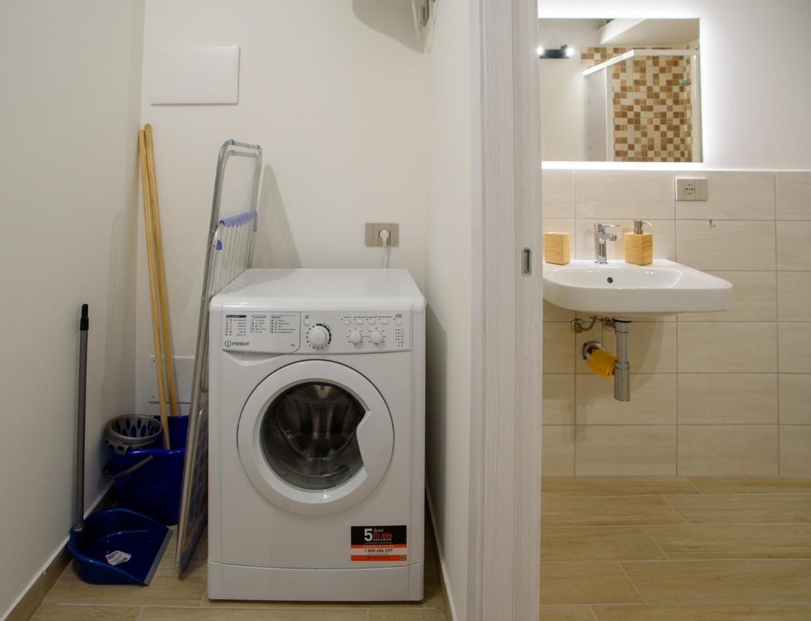 Central Station Apartments - Fanale Rentals Palermo Dış mekan fotoğraf