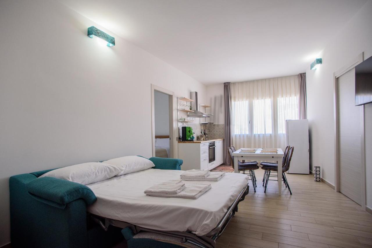 Central Station Apartments - Fanale Rentals Palermo Dış mekan fotoğraf