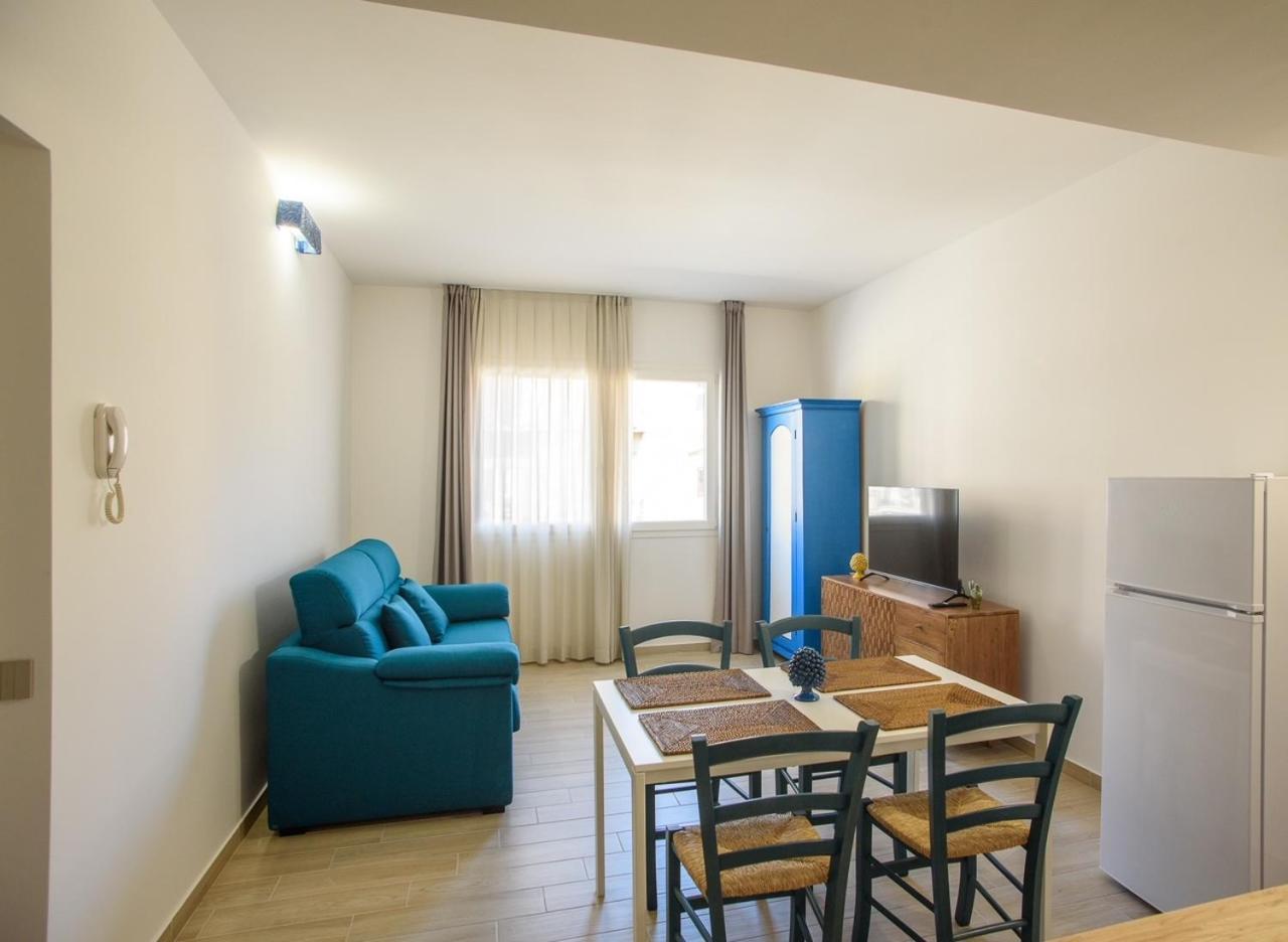 Central Station Apartments - Fanale Rentals Palermo Oda fotoğraf